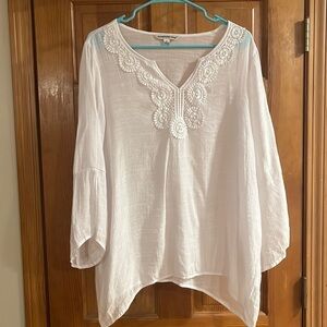 Fundamental things Lacey white blouse size Xlarge .
